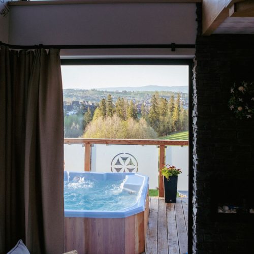 Domki 4-6 osób z jacuzzi