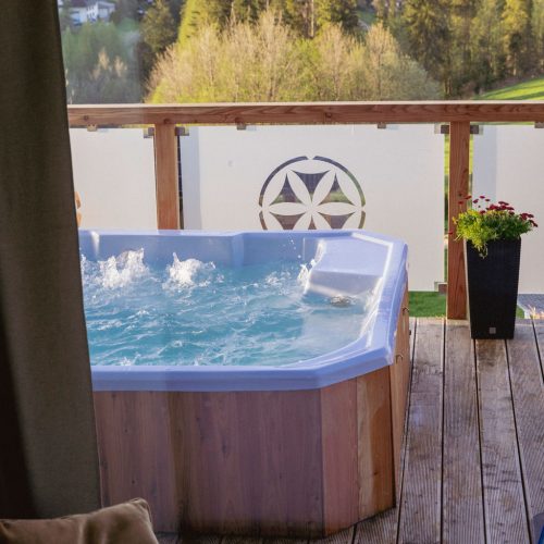 Domki 4-6 osób z jacuzzi