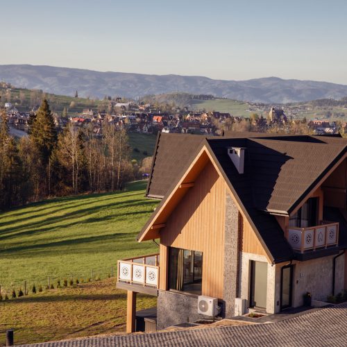 Domy 8-11 osób z jacuzzi i sauną