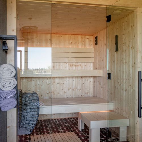 Domy 8-11 osób z jacuzzi i sauną