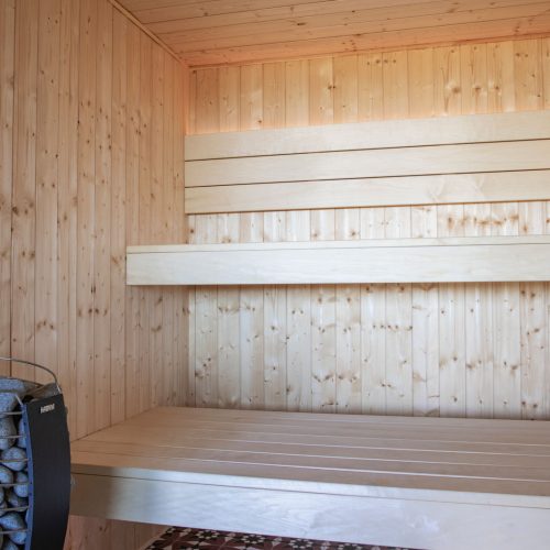 Domy 8-11 osób z jacuzzi i sauną