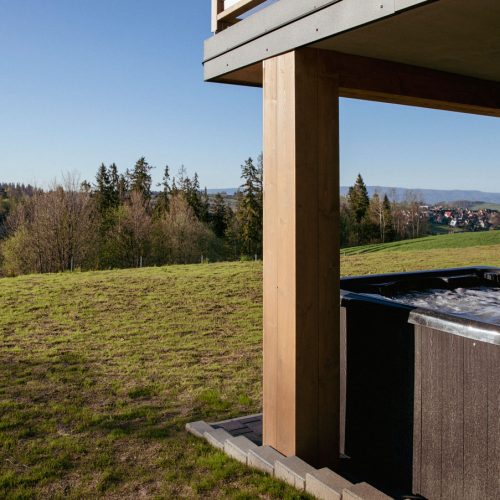 Domy 8-11 osób z jacuzzi i sauną