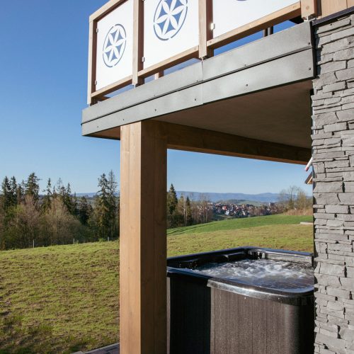 Domy 8-11 osób z jacuzzi i sauną