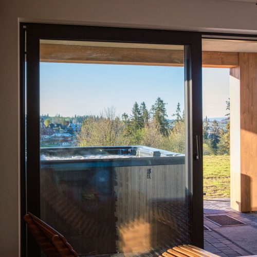 Domy 8-11 osób z jacuzzi i sauną