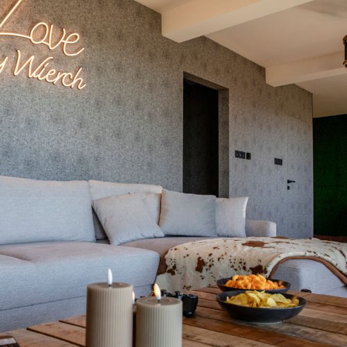 Domy 8-11 osób z jacuzzi i sauną